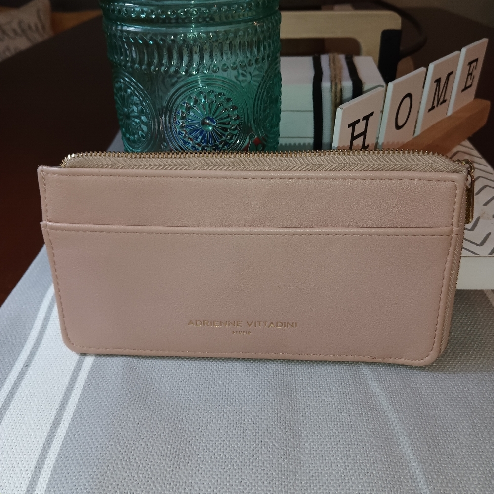 Adrienne Vittadini Large Cardholder